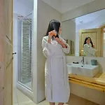 فندق Dolce Boutique 4*