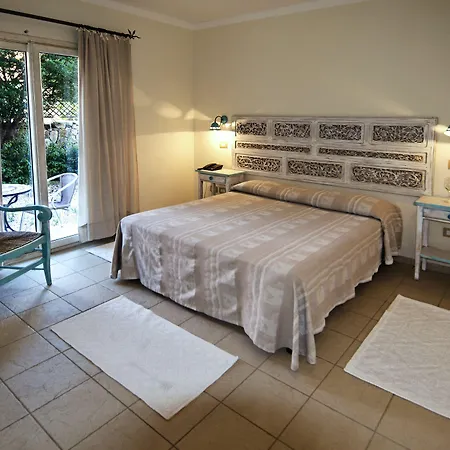 Dolce Boutique ホテル