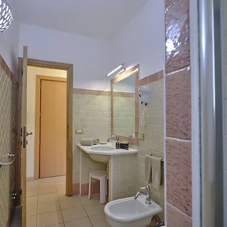 Hotel Dolce Boutique 4*